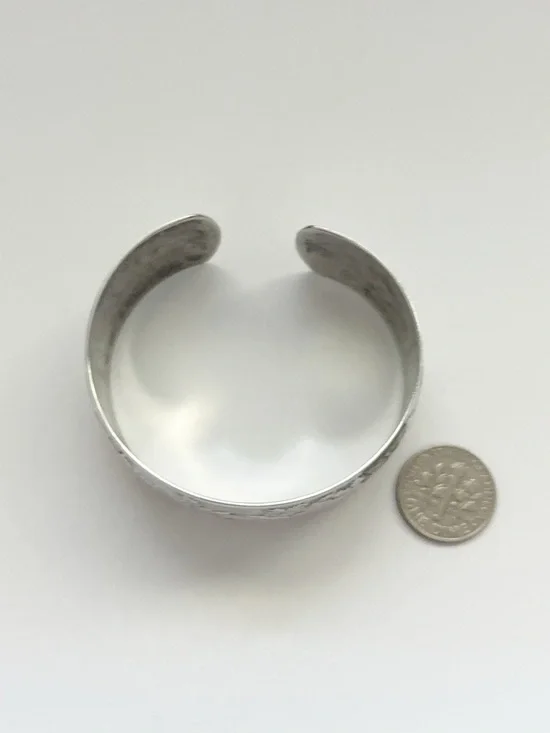 Vintage Sterling Silver Floral Cuff Bracelet - Picture 7 of 10